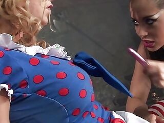 Vampire Lady Uses Her Mouth And Playthings With A Blonde During A G/g Session